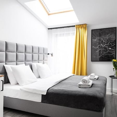 Househost Apartament: Ul. Miodowa 42/42A Krasków Εξωτερικό φωτογραφία