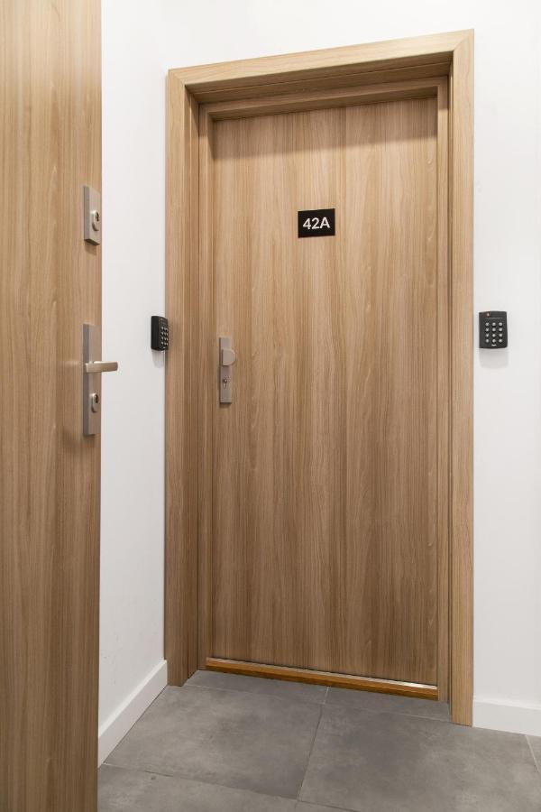 Househost Apartament: Ul. Miodowa 42/42A Krasków Εξωτερικό φωτογραφία